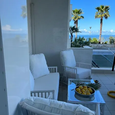 Apartment Klara's Sidesea View Sarande